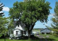 7651 County Road 10 Road, Vankleek Hill, Ontario K0B1R0
