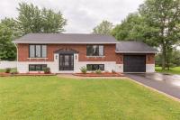 35 Des Chalets Street, L'orignal, Ontario K0B1K0