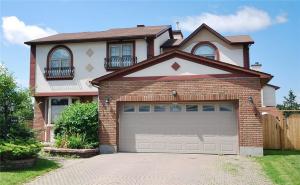 1480 Bradshaw Crescent, Gloucester, Ontario K1B5G2