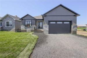 35 Matheson Street, Crysler, Ontario K0A1R0