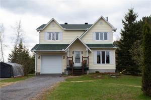 2020 Conc 4 Road, Plantagenet, Ontario K0B1L0