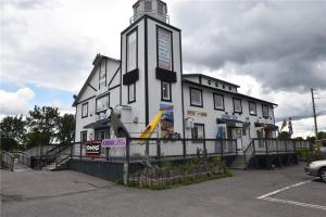 87 John Street, Hawkesbury, Ontario K6A1Y1