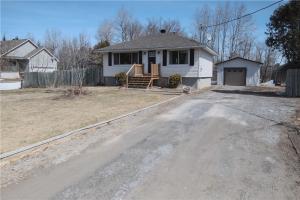 1695 Lacasse Road, Rockland, Ontario K0A1N0