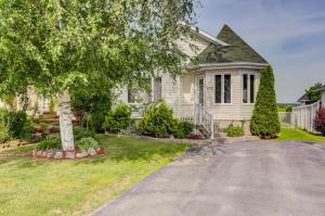 875 Pilon Street, Hawkesbury, Ontario K6A3P8
