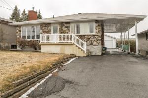 516 Dufferin Street, Hawkesbury, Ontario K6A2E7