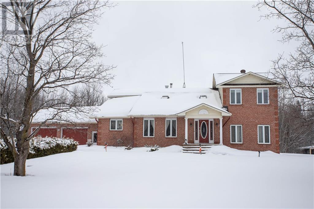 SOLD 2310 Russland Road Vars, Ontario K0A3H0