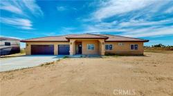 10625 Caughlin Road Phelan, CA 92371