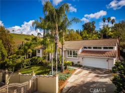 384 S Country Hill Road Anaheim Hills, CA 92808