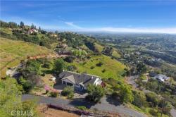 3315 Red Mountain Heights Drive Fallbrook, CA 92028