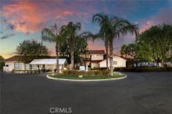 10262 Sierra Highway Agua Dulce, CA 91390