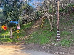 8500 Appian Way Hollywood Hills, CA 90064