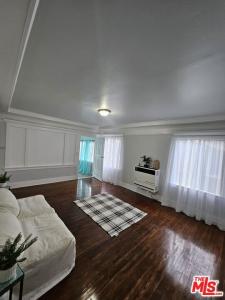 2932 S Normandie Avenue Los Angeles, CA 90007