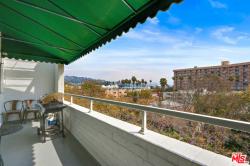 339 N Oakhurst Drive penthouse Beverly Hills, CA 90210