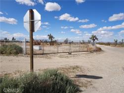 220 Ca-18 Phelan, CA 92371