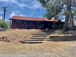 32401 Barber Road Agua Dulce, CA 91390
