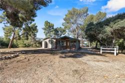 32651 Teller Avenue Agua Dulce, CA 91390
