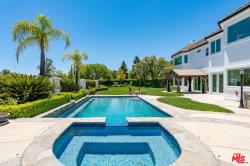 5404 Wellesley Drive Calabasas, CA 91302