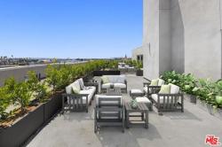 2783 Francis Avenue 307 Los Angeles, CA 90005