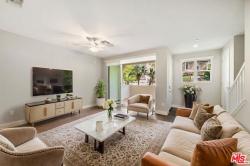 4377 Paxton Place Calabasas, CA 91302