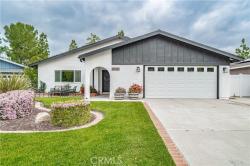 25083 Green Mill Avenue Newhall, CA 91321