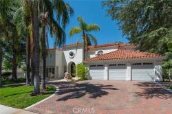 5267 Newcastle Lane Calabasas, CA 91302