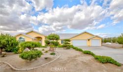 4428 Trumbo Court Phelan, CA 92371