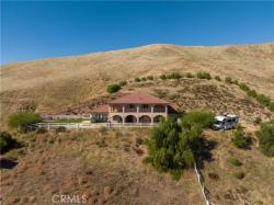 13560 Sego Road Agua Dulce, CA 91390