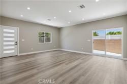 9754 Laramie Avenue Chatsworth, CA 91311