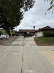 27069 Helmond Drive Calabasas, CA 91301