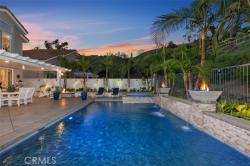 12 La Perla Lake Forest, CA 92610