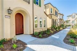 143 Primrose Lake Forest, CA 92610
