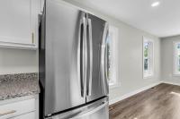 2711 Henry Street North Charleston, SC 29405