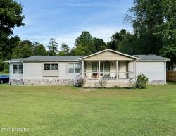 330 Hilleary St Spring City, TN 37381