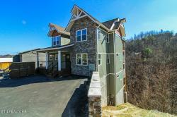 652 Pinecrest Drive Gatlinburg, TN 37738