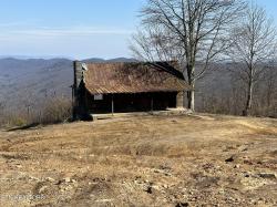 986 Chumley Mtn Speedwell, TN 37870