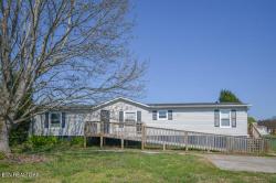 1322 Mountain View Circle Maryville, TN 37801