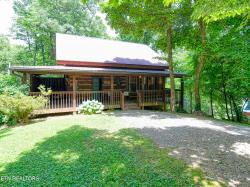 2414 Cedar Pass Sevierville, TN 37876