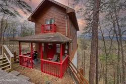 1809 Red Bone Way Sevierville, TN 37876