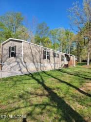 4052 Saponac Drive Crossville, TN 38572