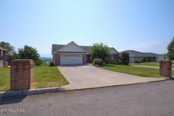 132 Skyline Drive Dandridge, TN 37725