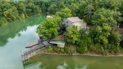 1551 Kinder Lane Dandridge, TN 37725