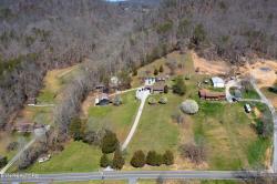 950 Satterfield Rd Maynardville, TN 37807