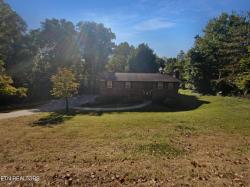 799 W Outer Drive Oak Ridge, TN 37830