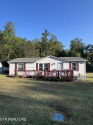 1310 Old Roane St Harriman, TN 37748