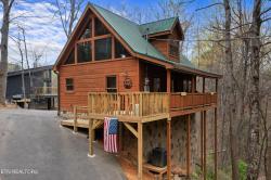 2261 Beach Front Drive Sevierville, TN 37876