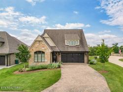 166 E Highlands Circle Lenoir City, TN 37772