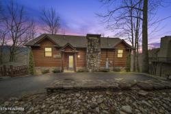 922 Scenic Tr Gatlinburg, TN 37738