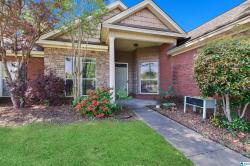 703 Pinetuckett Parkway Deatsville, AL 36022