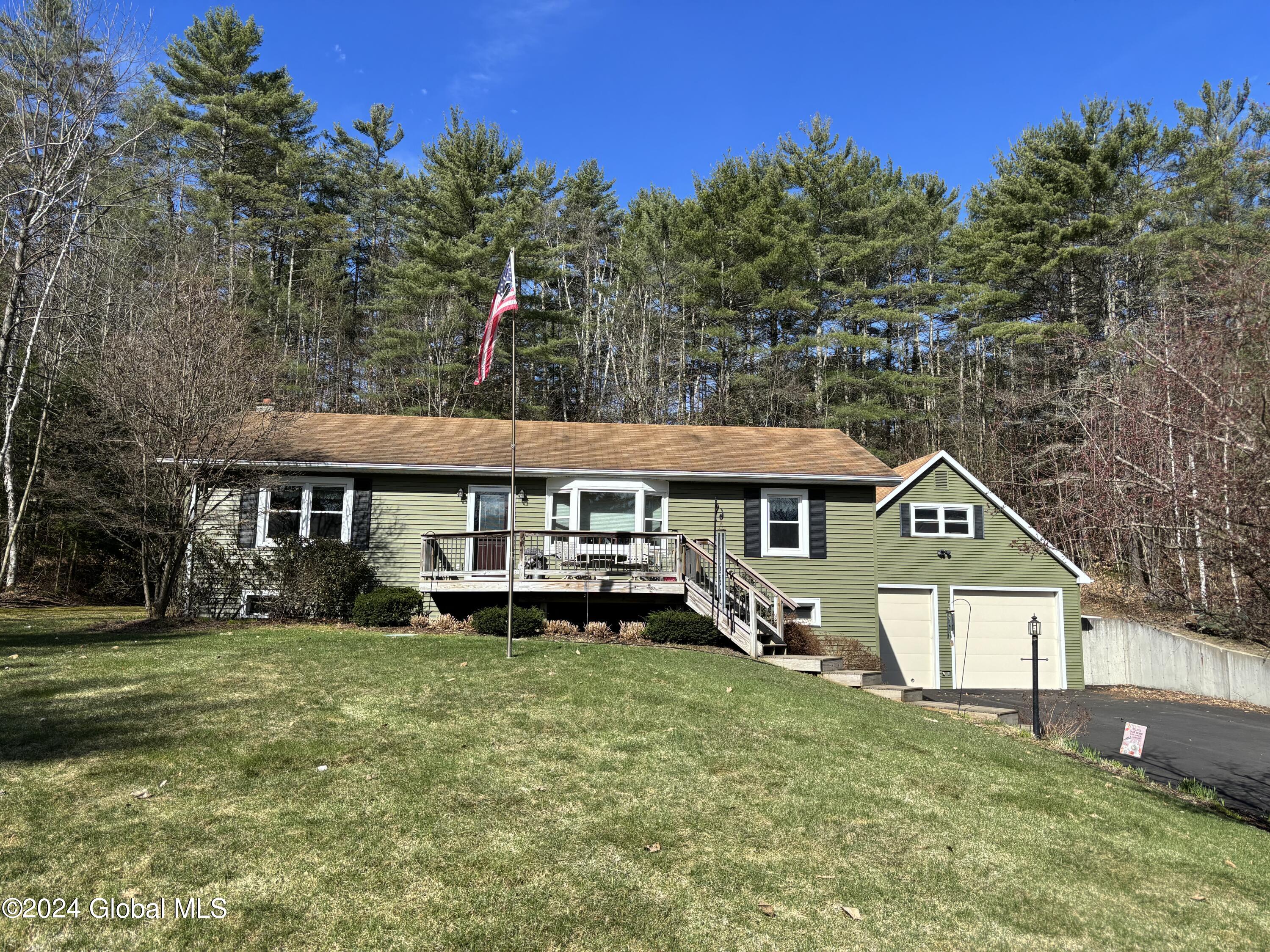 MLS 202412918 1455 Us Route 9 Schroon Lake, NY 12870