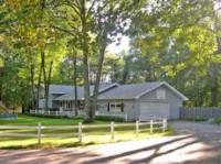 1415 Cherry Dr, Eagle River, WI 54521